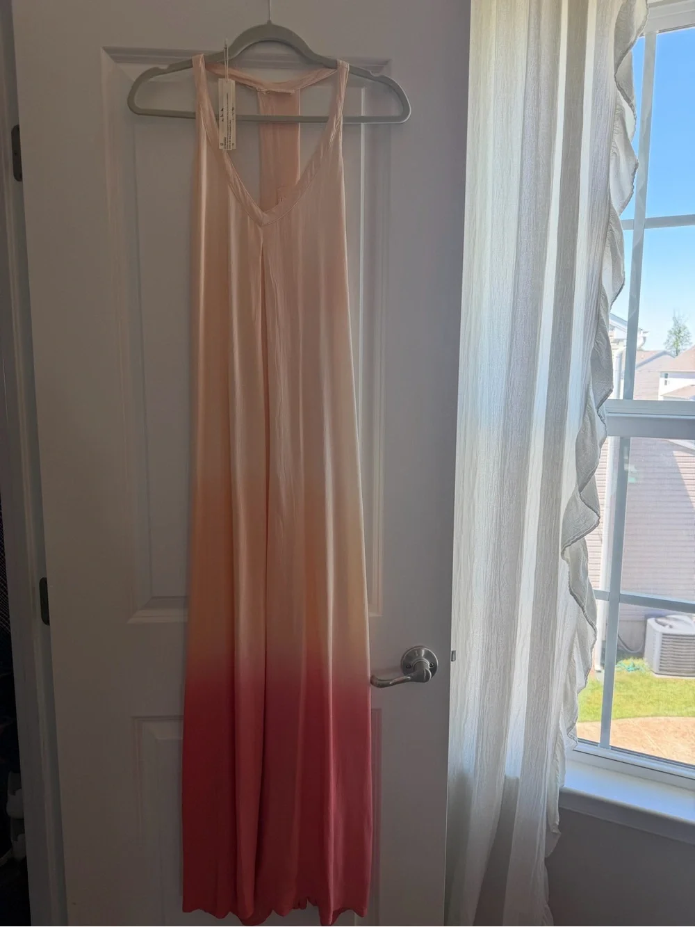 Vici Ombre Maxi Dress in Peach to Coral - Picture 3 of 3